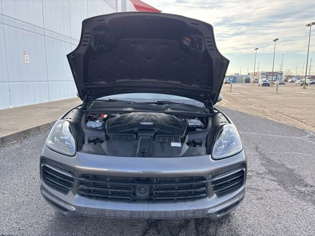 Used 2020 Porsche Cayenne S image 33