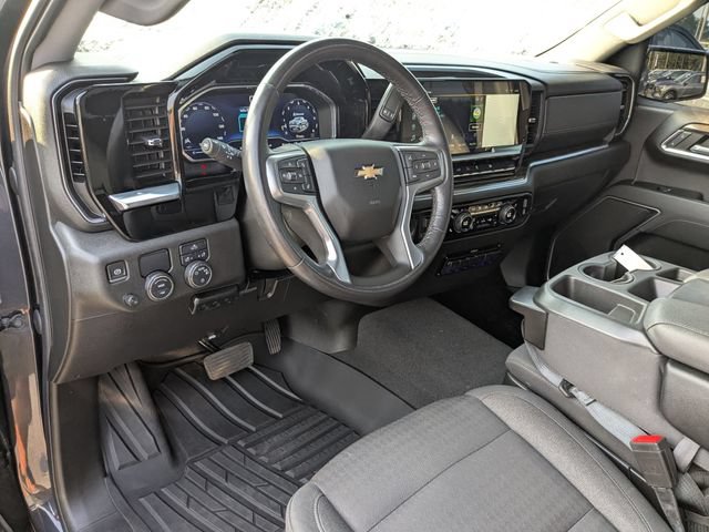 Used 2022 Chevrolet Silverado 1500 LT RWD image 11