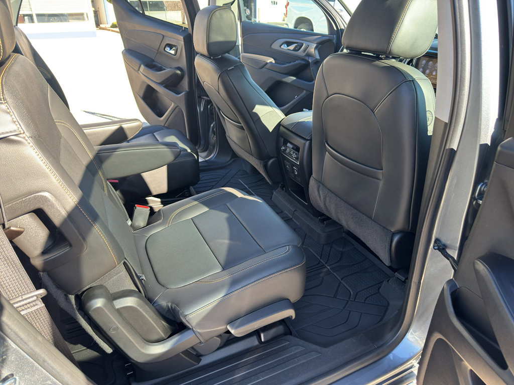 Used 2020 Chevrolet Traverse Premier image 37