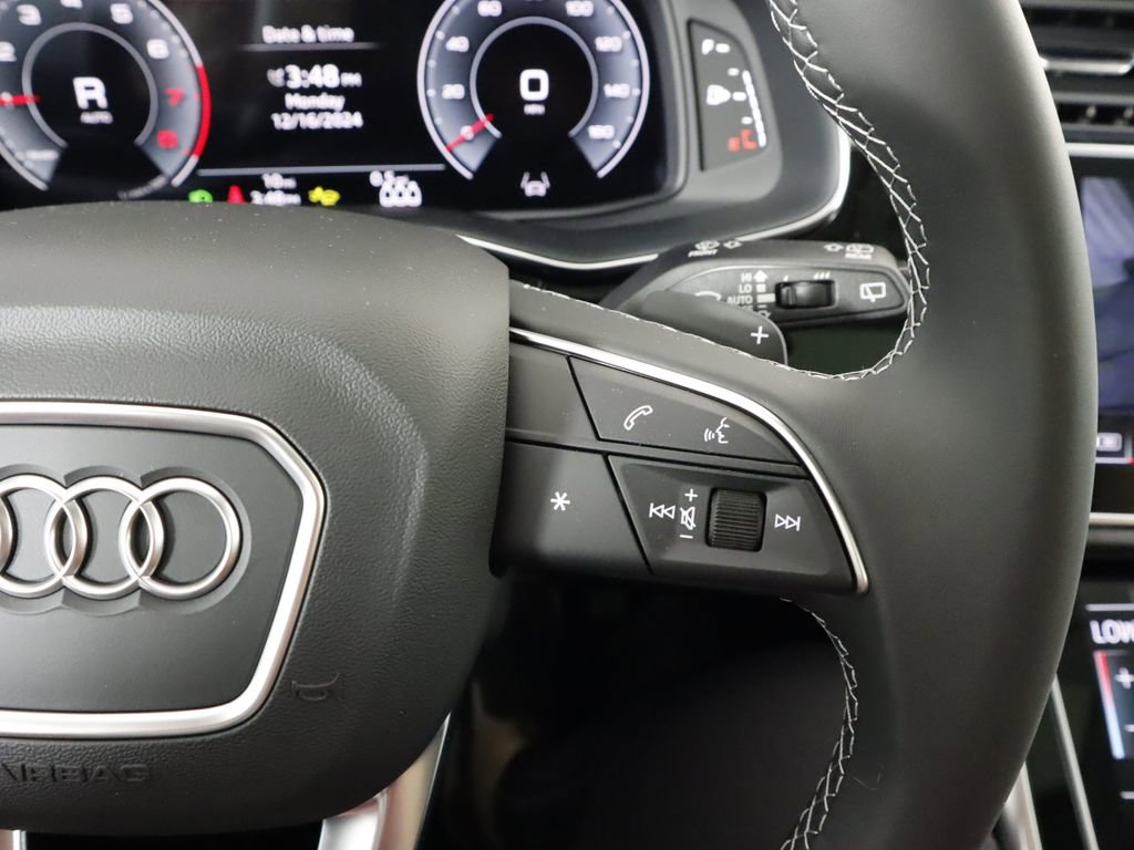 Used 2025 Audi Q8 Premium w/ Black Optic Package image 13