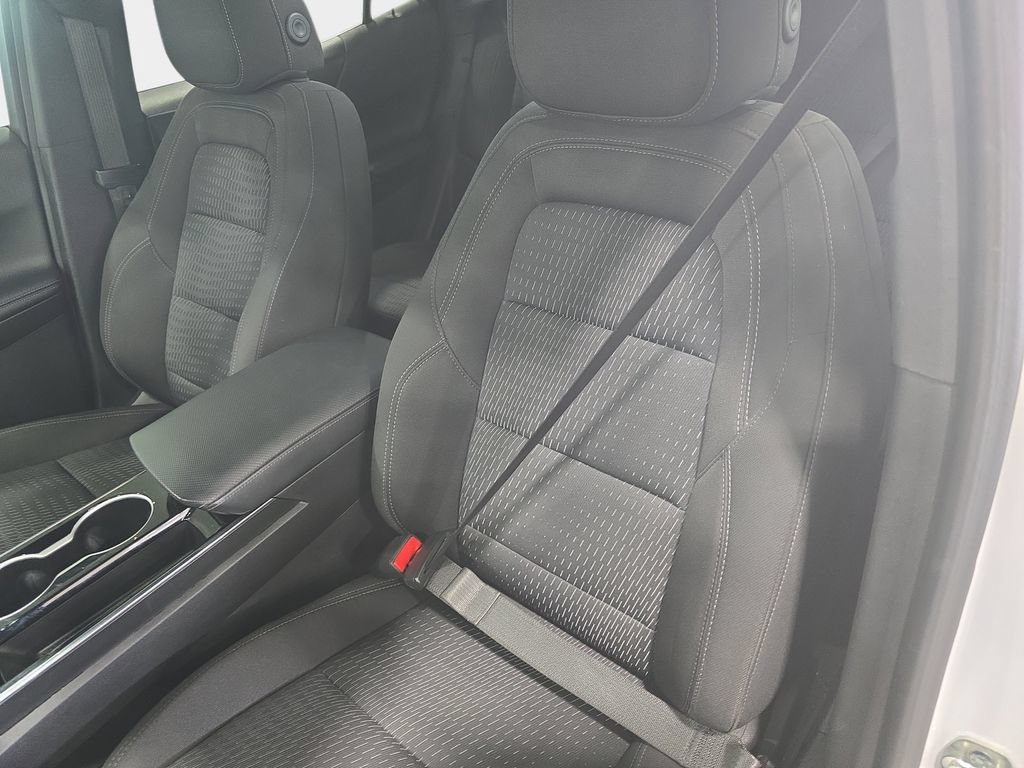 Used 2025 Chevrolet Equinox LT w/ Safety and Technology Package FWD image 20