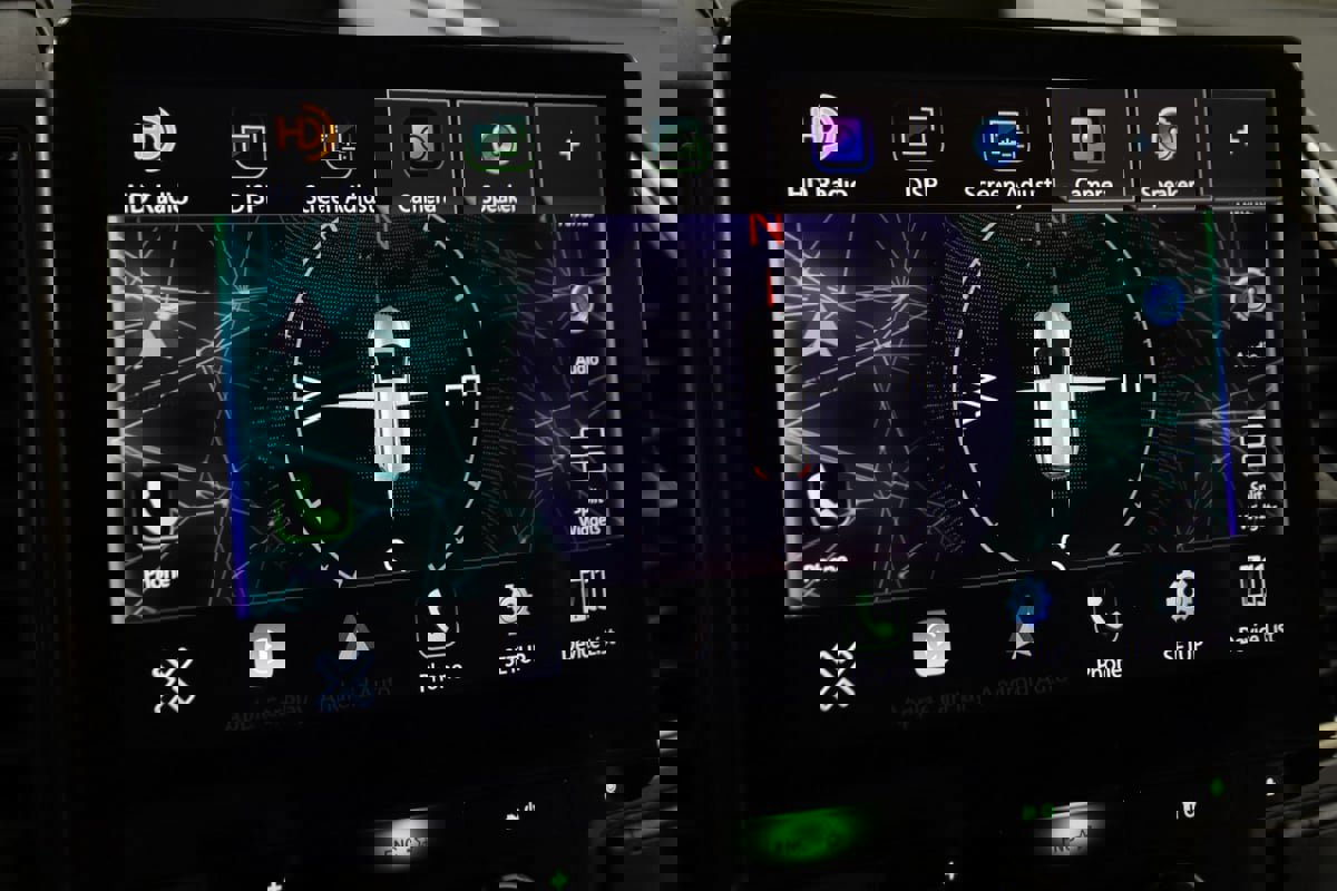 Used 2017 Ford F150 Raptor w/ Equipment Group 801A Mid image 9