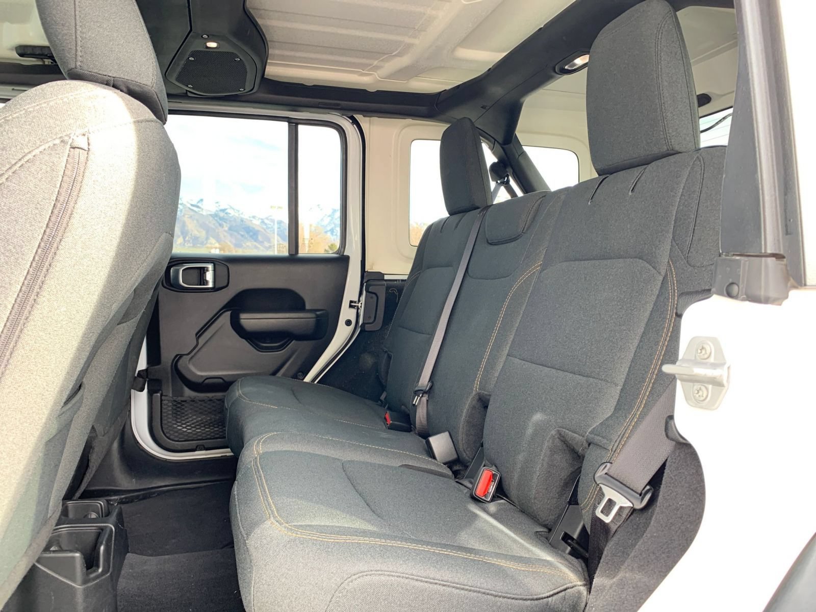 Used 2025 Jeep Wrangler Unlimited Sport AWD/4WD image 24