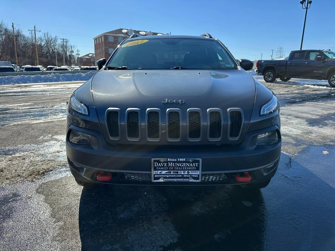 Used 2017 Jeep Cherokee Trailhawk w/ Cold Weather Group image 9