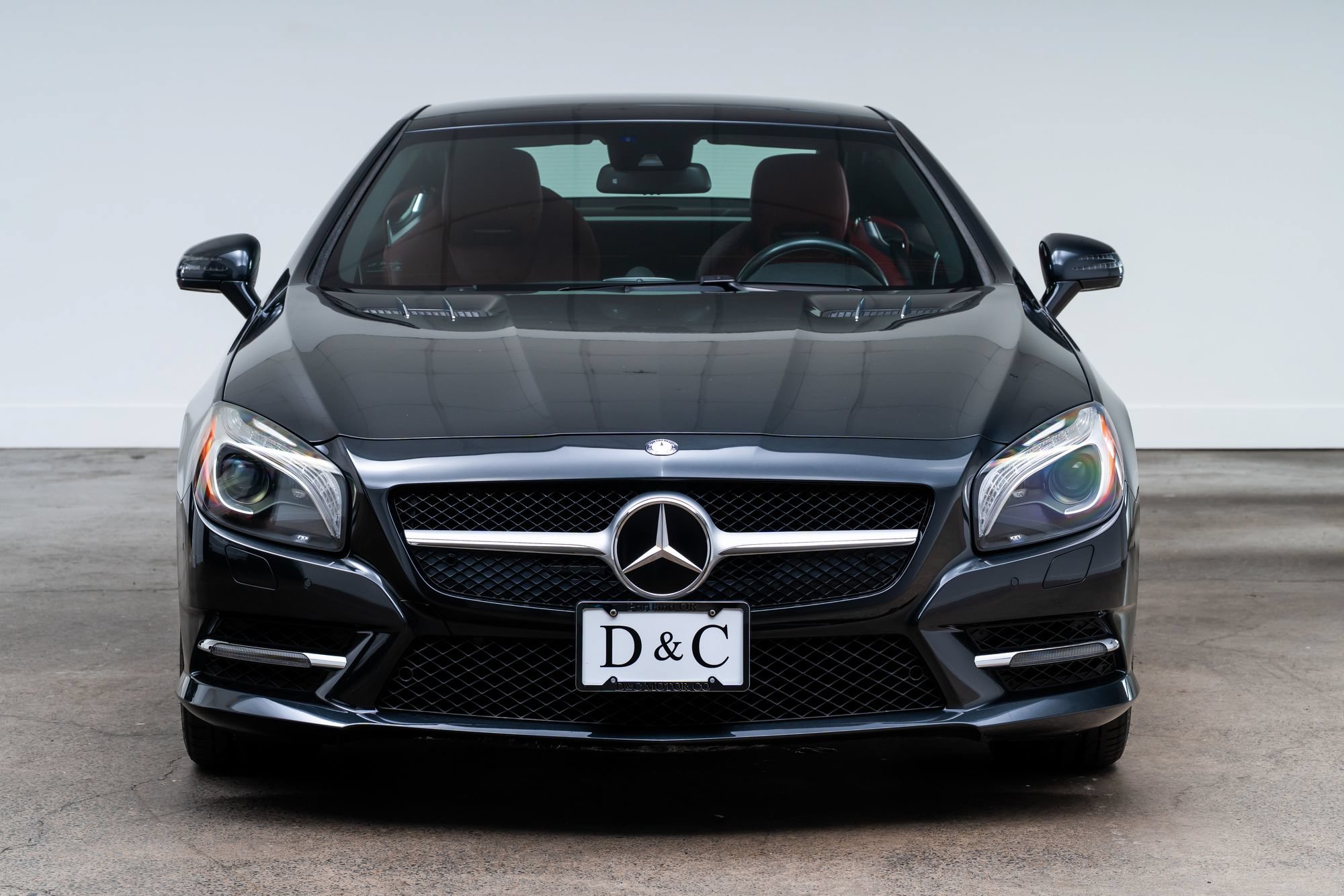 Used 2015 Mercedes-Benz SL 550 image 2