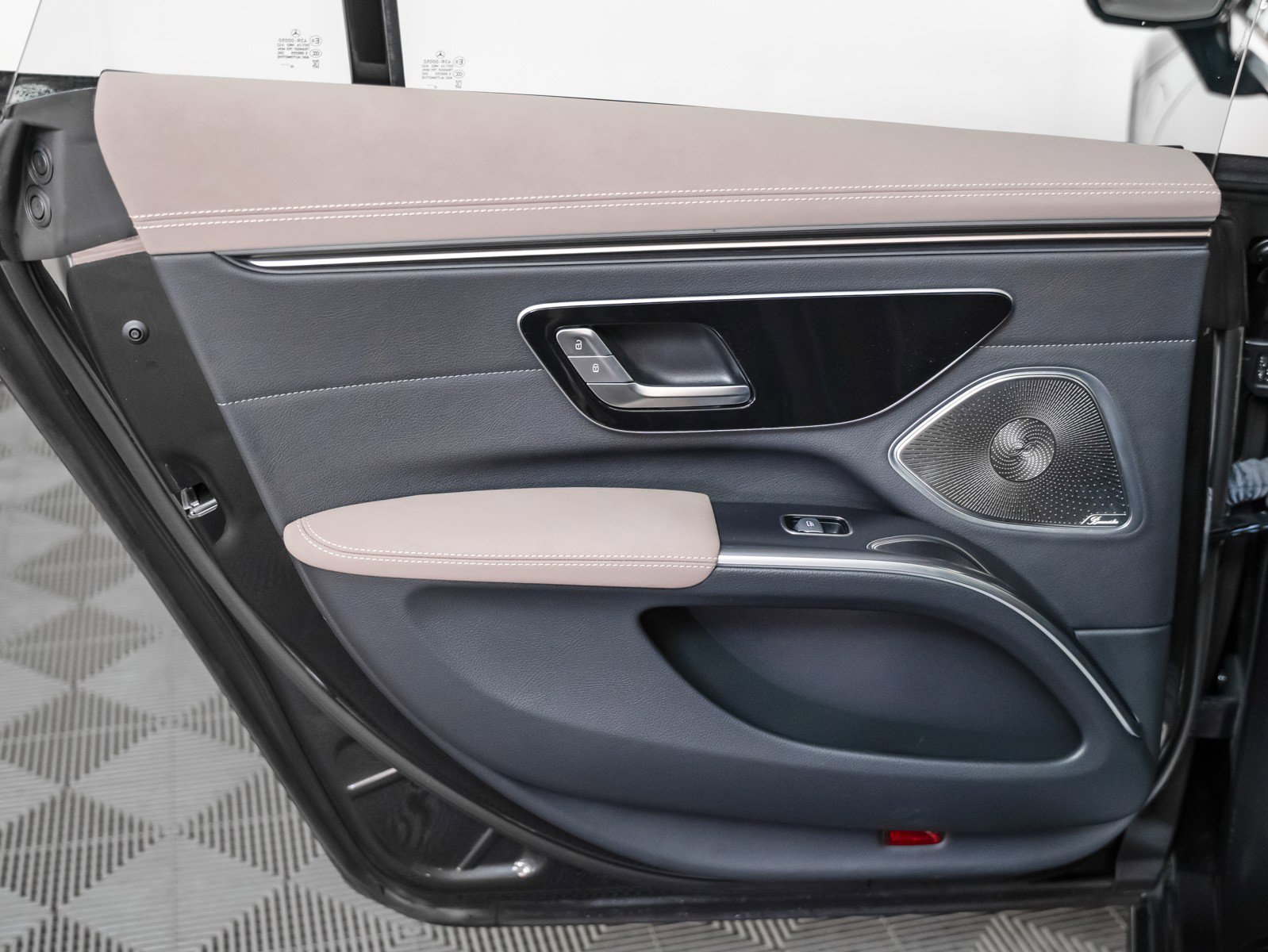 Certified 2023 Mercedes-Benz EQS 450+ Sedan image 22