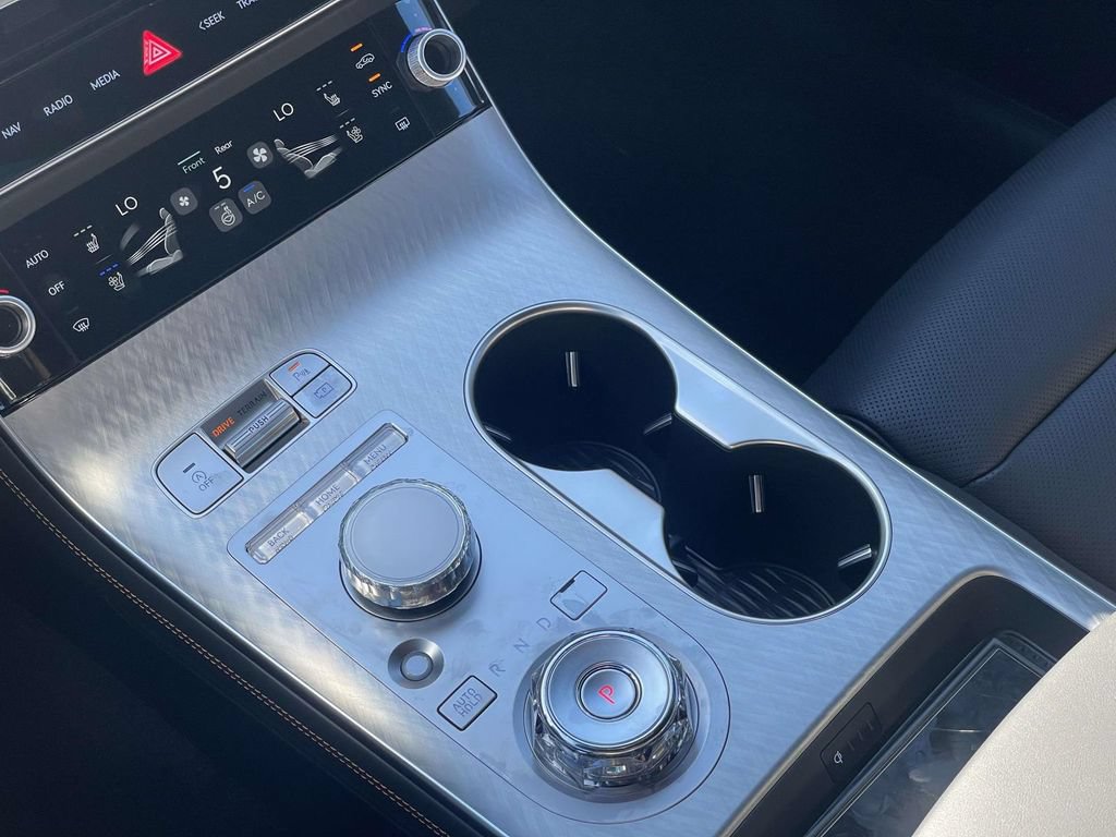 New 2026 Genesis GV70 2.5T Sport Prestige AWD/4WD image 18