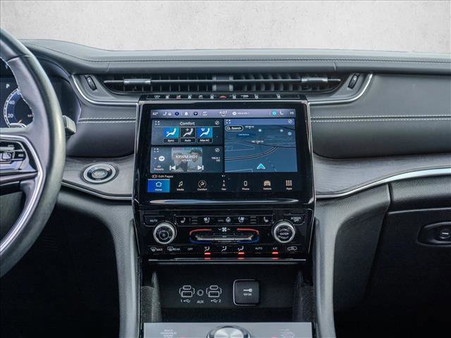 Used 2022 Jeep Grand Cherokee L Overland image 21