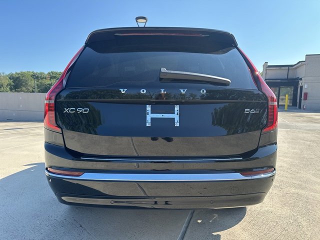 New 2026 Volvo XC90 B6 Plus w/ Protection Package Premier image 6