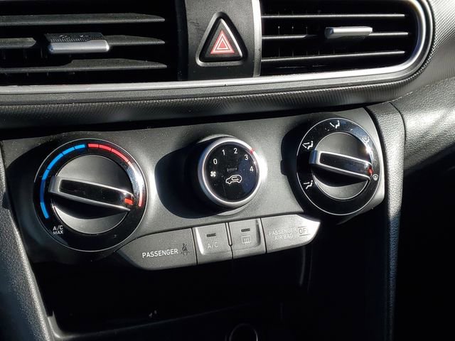 Used 2019 Hyundai Kona SE FWD image 21