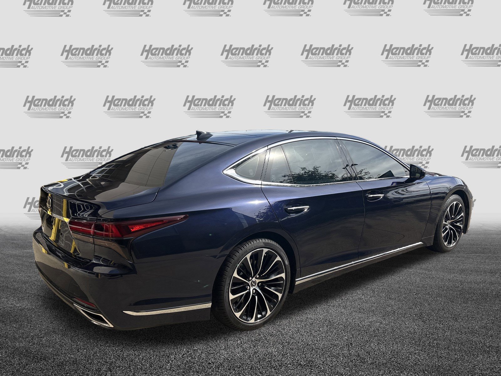 Certified 2022 Lexus LS 500 w/ Luxury Package image 10