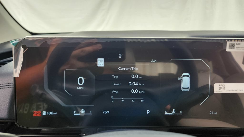 New 2027 Kia Carnival SX w/ Dark Edition Package FWD image 26