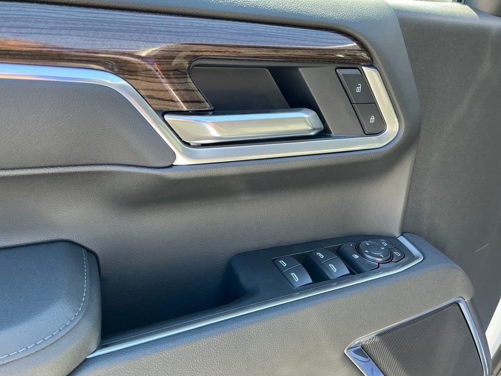 New 2026 Chevrolet Silverado 1500 LT w/ All Star Edition Plus image 11