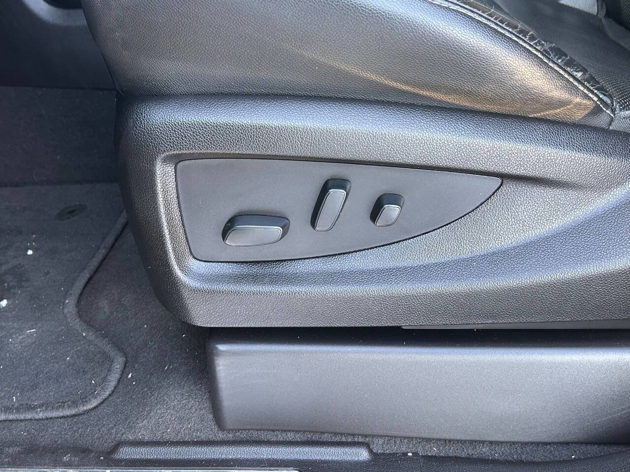 Used 2019 GMC Yukon XL SLT image 24