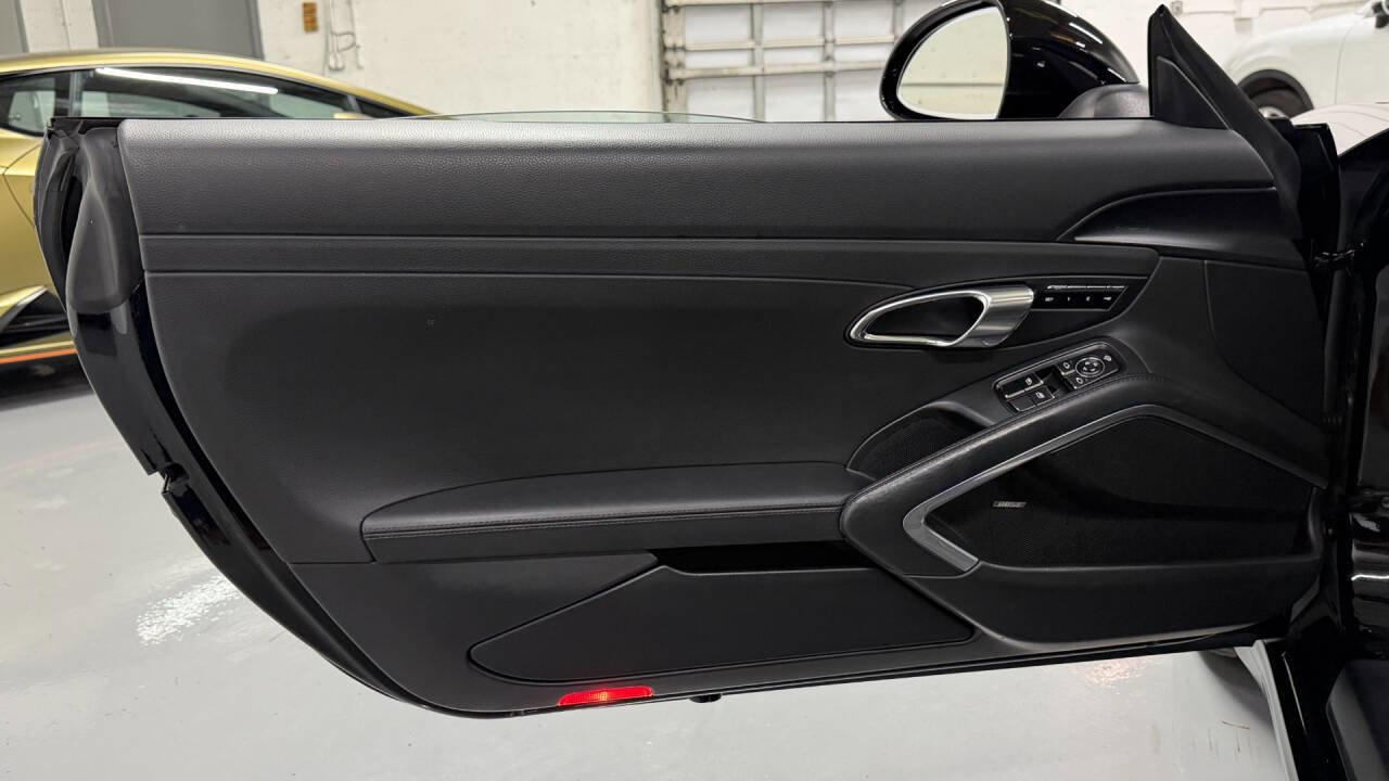 Used 2014 Porsche 911 Carrera S RWD image 33