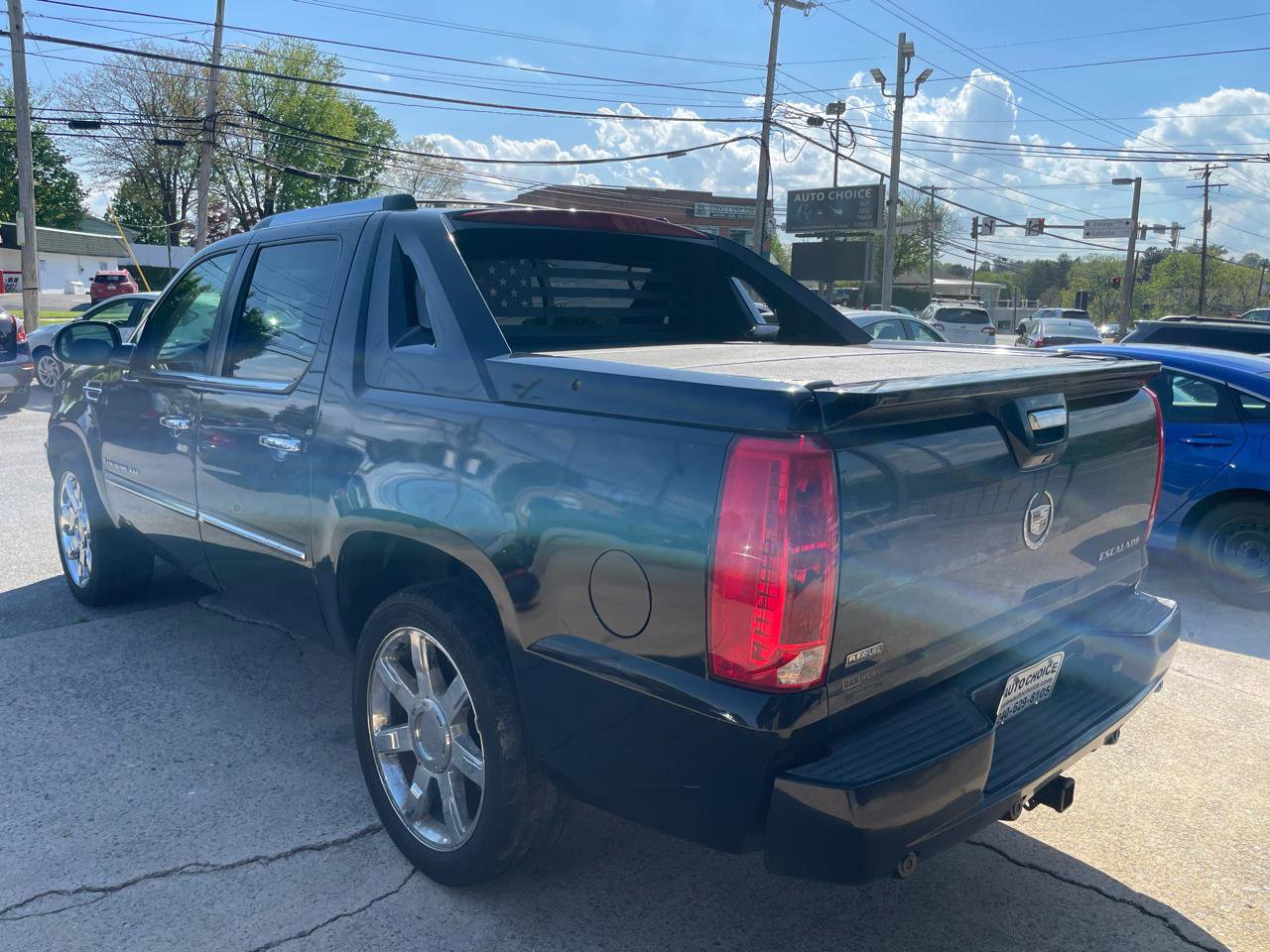 Used 2009 Cadillac Escalade EXT AWD/4WD image 8
