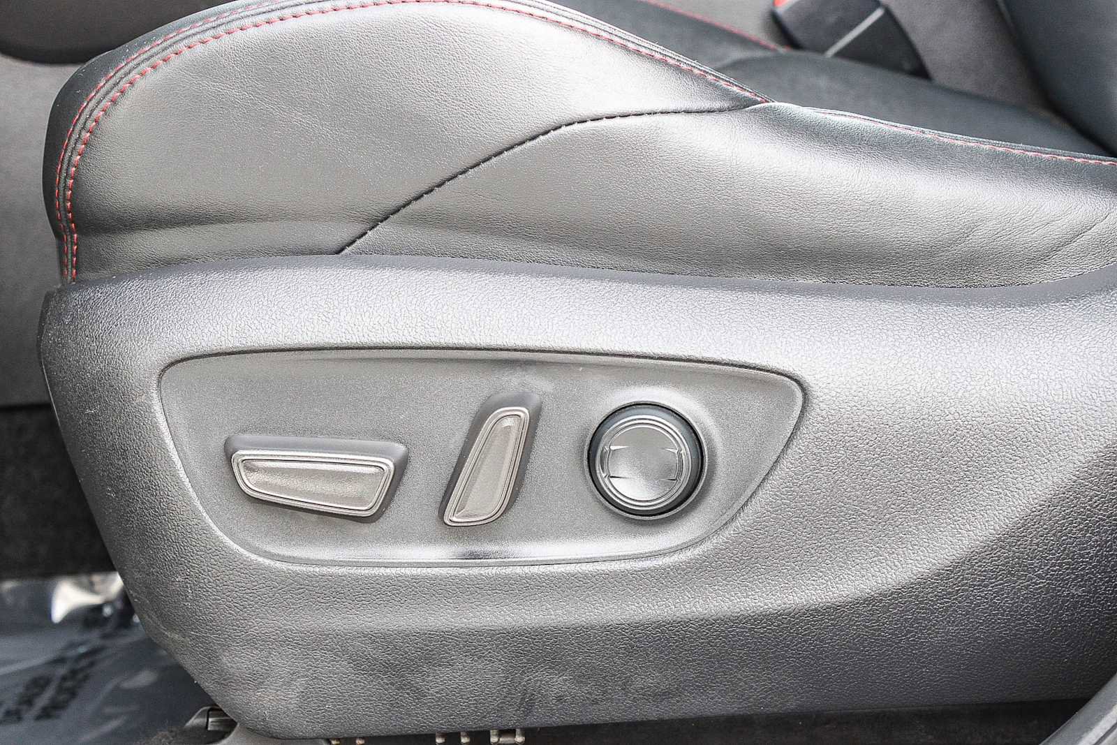 Used 2021 Toyota RAV4 TRD Off-Road image 19