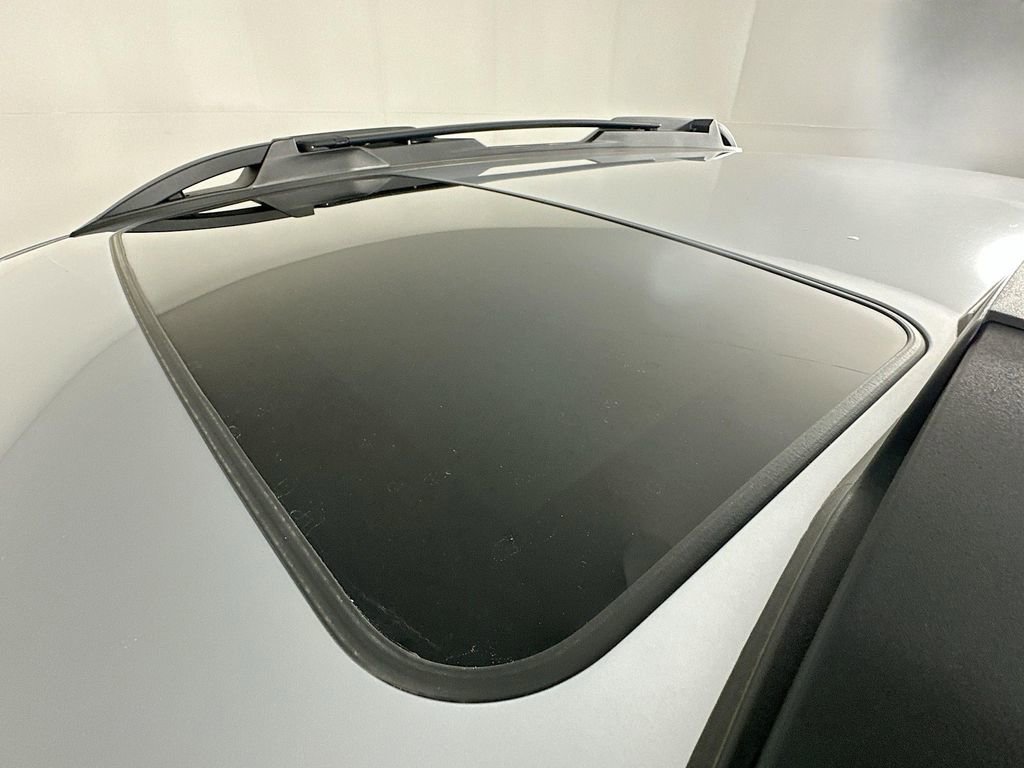 Certified 2025 Subaru Outback Onyx Edition image 29