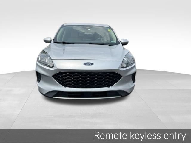 Used 2020 Ford Escape SE FWD video 2