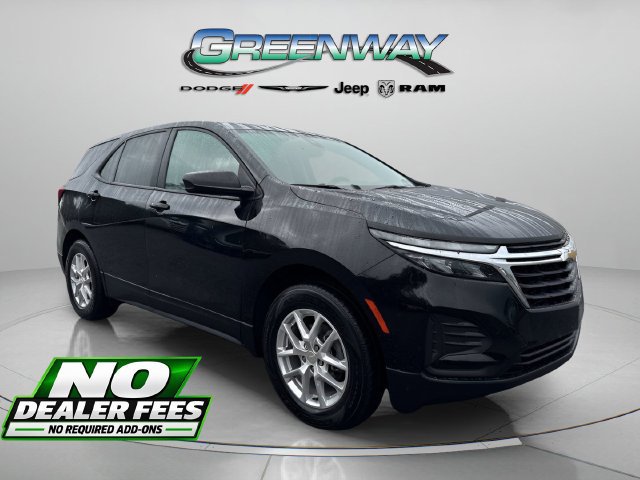Used 2023 Chevrolet Equinox LS w/ LPO, Floor Liner Package AWD/4WD image 1