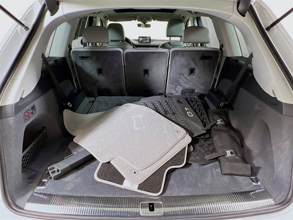 Used 2019 Audi Q7 3.0T Prestige w/ Prestige Package image 27