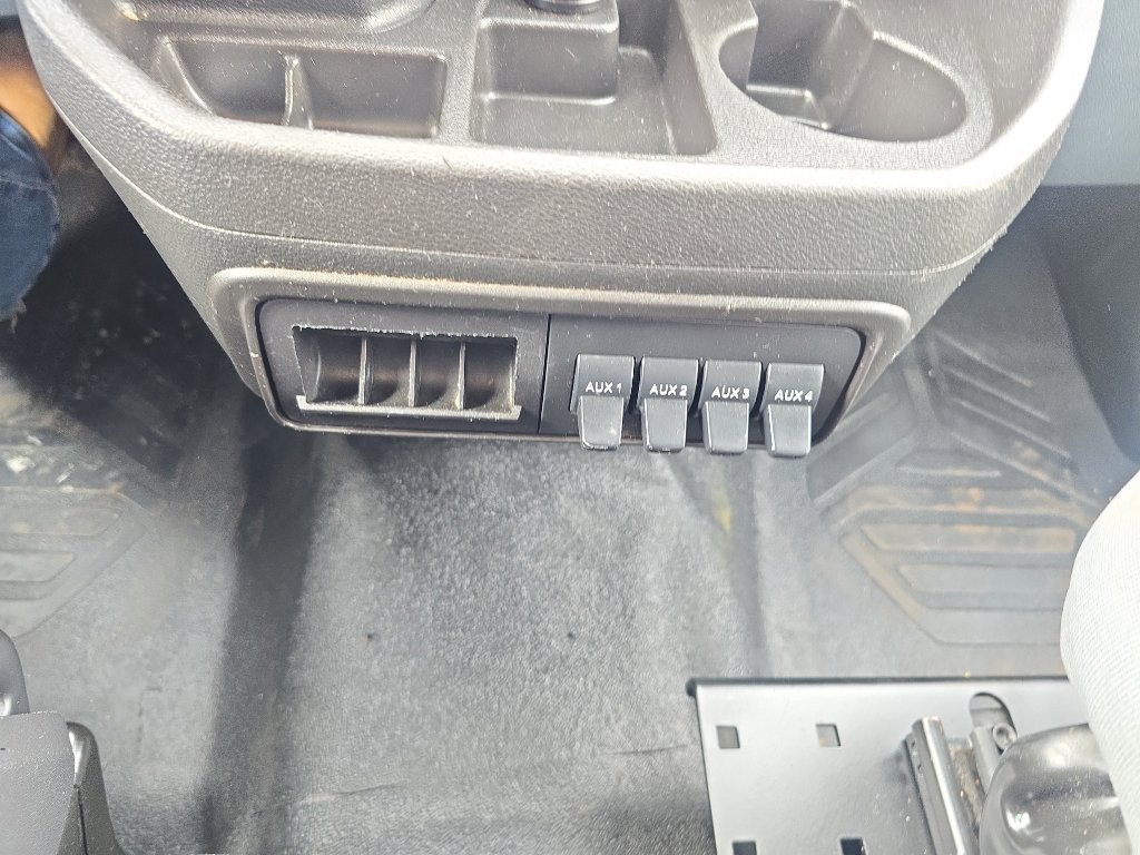 Used 2016 Ford Transit 250 130 Low Roof RWD image 29