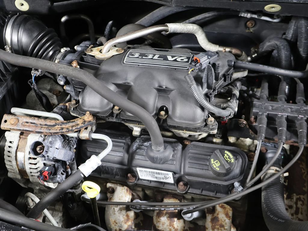 Used 2008 Chrysler Town & Country LX image 12