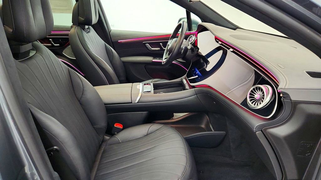 Used 2023 Mercedes-Benz EQS 580 4MATIC SUV image 24