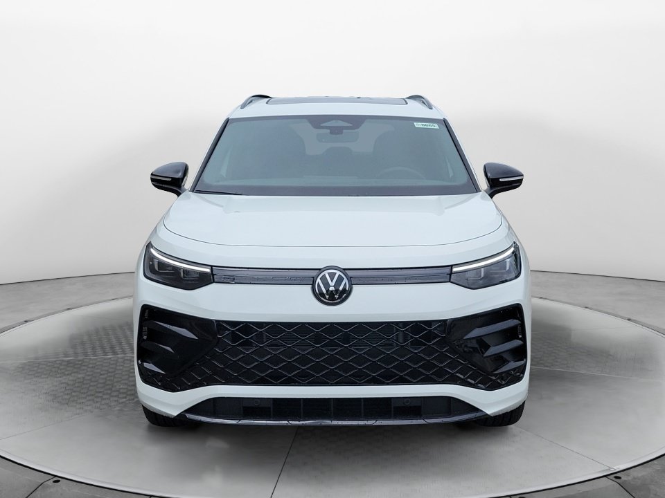 New 2026 Volkswagen Tiguan SE R-Line