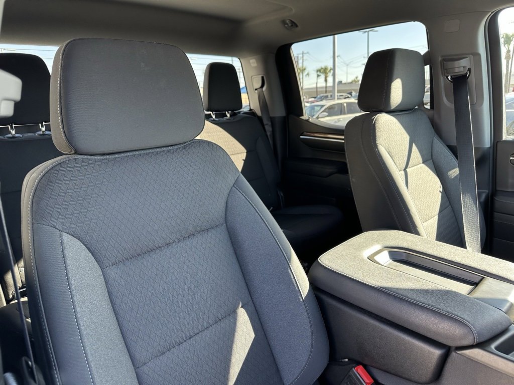 Used 2023 Chevrolet Silverado 1500 LT image 24