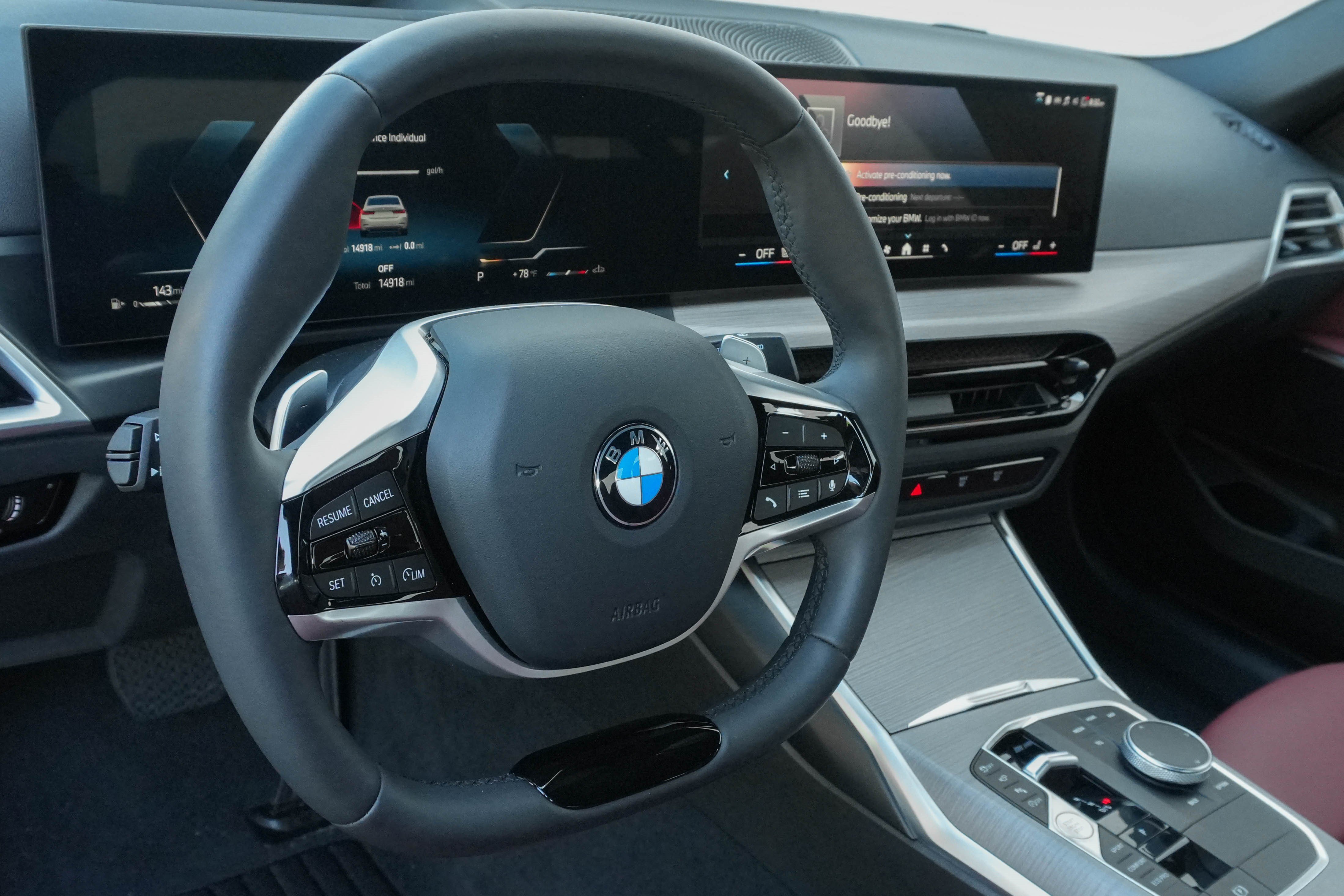 Certified 2025 BMW 330i Sedan RWD image 9