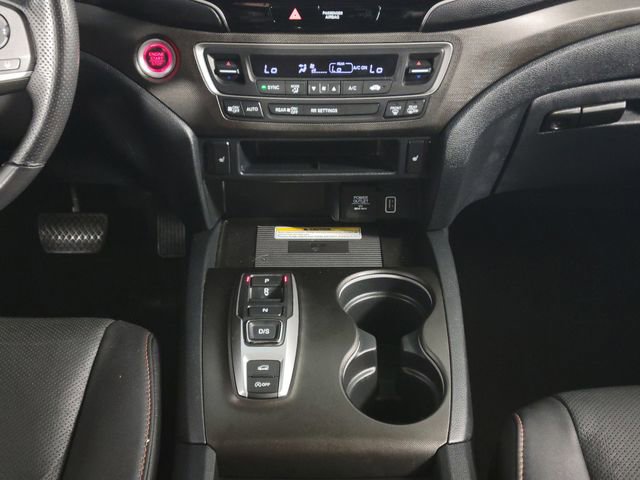 Used 2023 Honda Passport TrailSport image 25