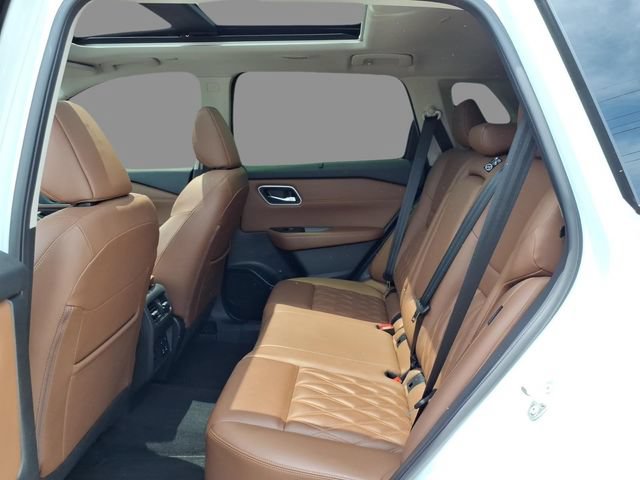 Certified 2024 Nissan Rogue Platinum w/ Platinum Premium Package AWD/4WD image 5