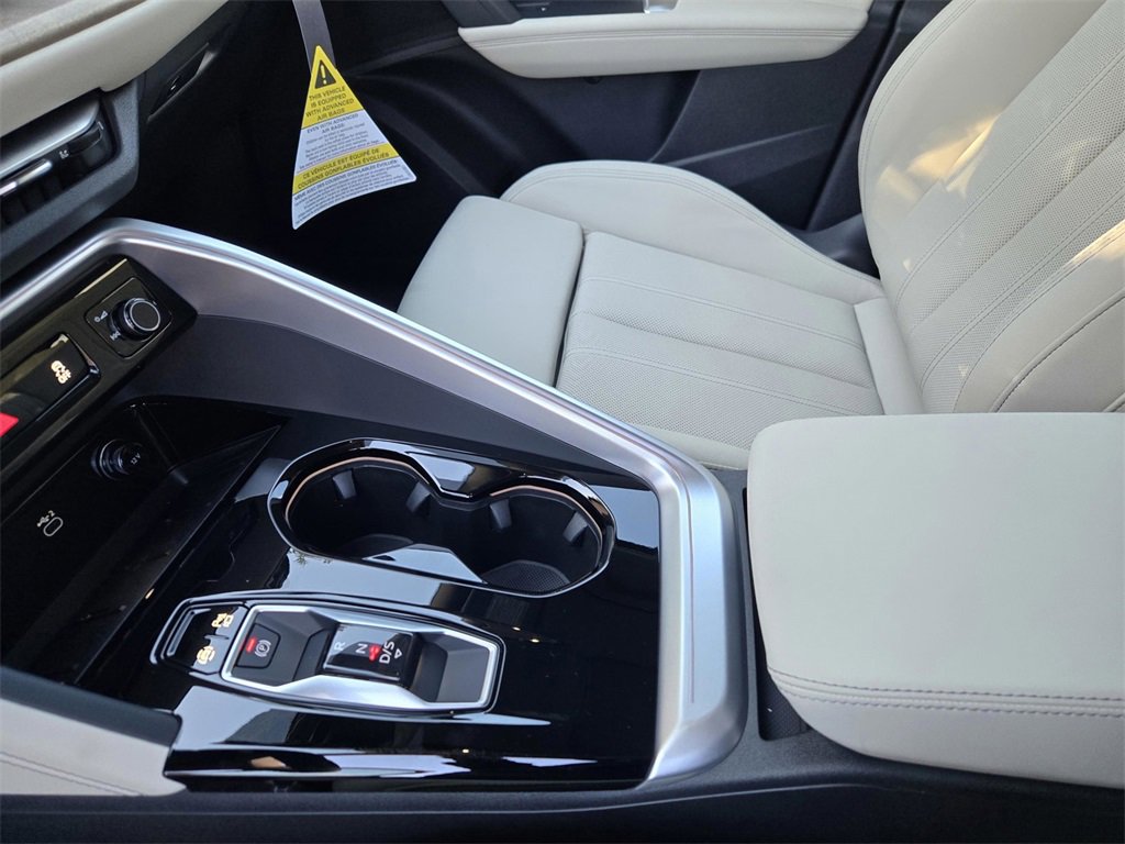 New 2025 Audi Q5 Premium Plus image 24
