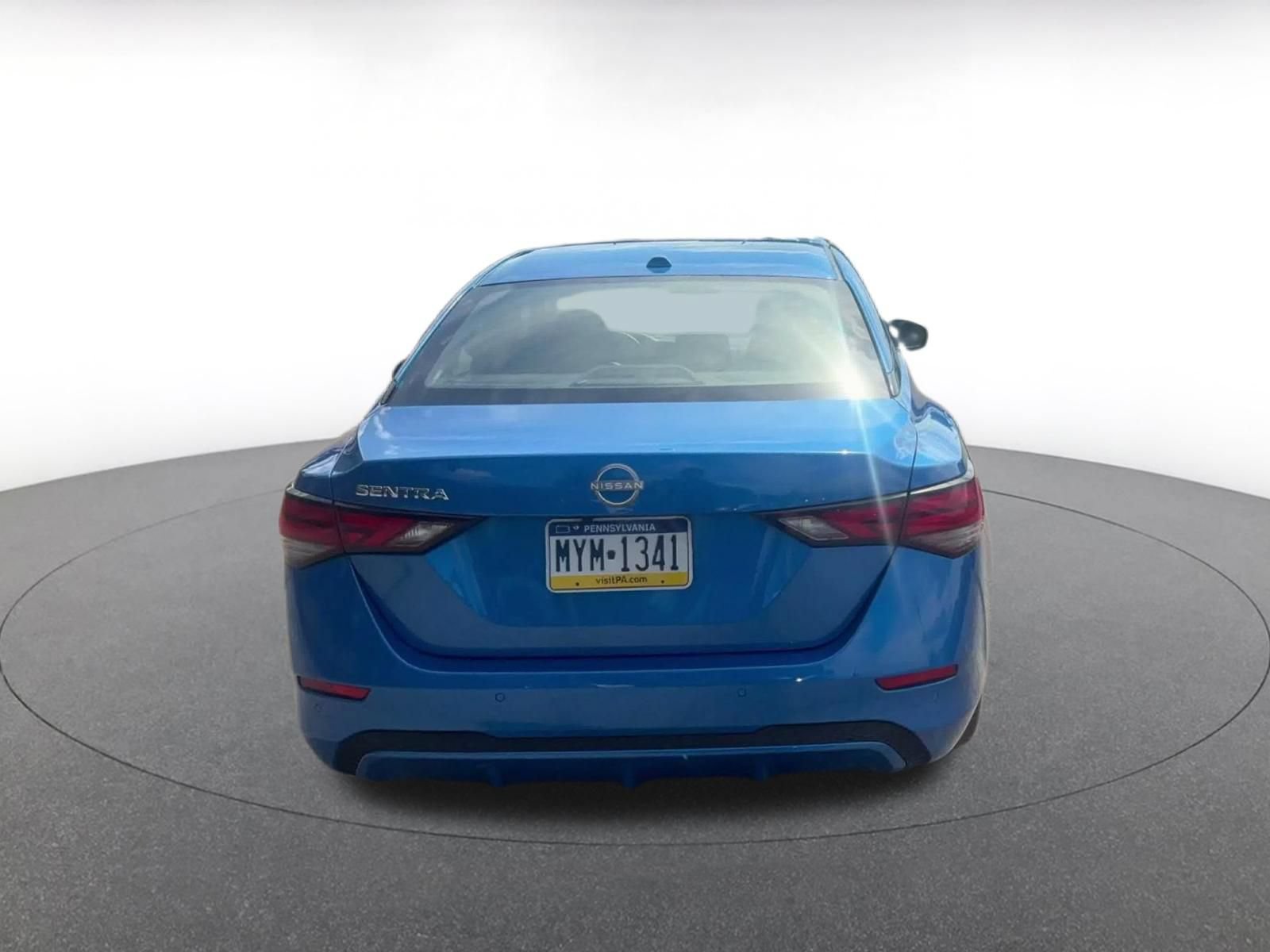 Used 2025 Nissan Sentra SV FWD image 10