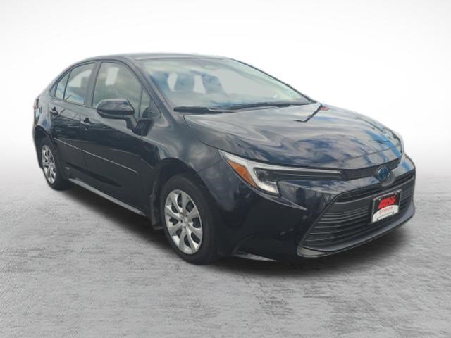 Certified 2024 Toyota Corolla LE AWD/4WD image 3