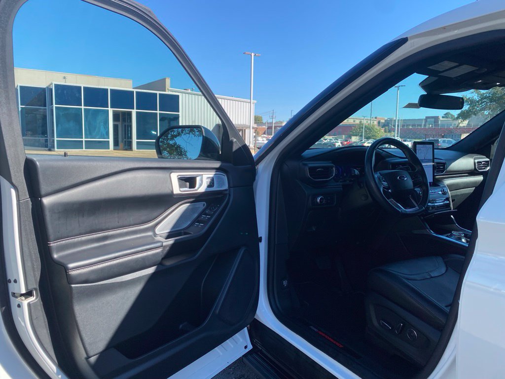 Used 2020 Ford Explorer ST w/ ST Street Pack AWD/4WD image 11