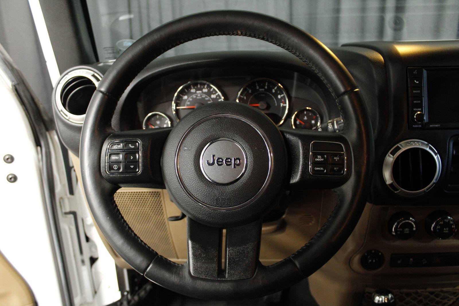 Used 2017 Jeep Wrangler Unlimited Sahara w/ Dual Top Group image 34