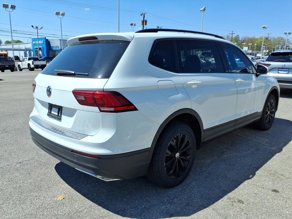 Used 2019 Volkswagen Tiguan S w/ Driver Assistance Package image 4