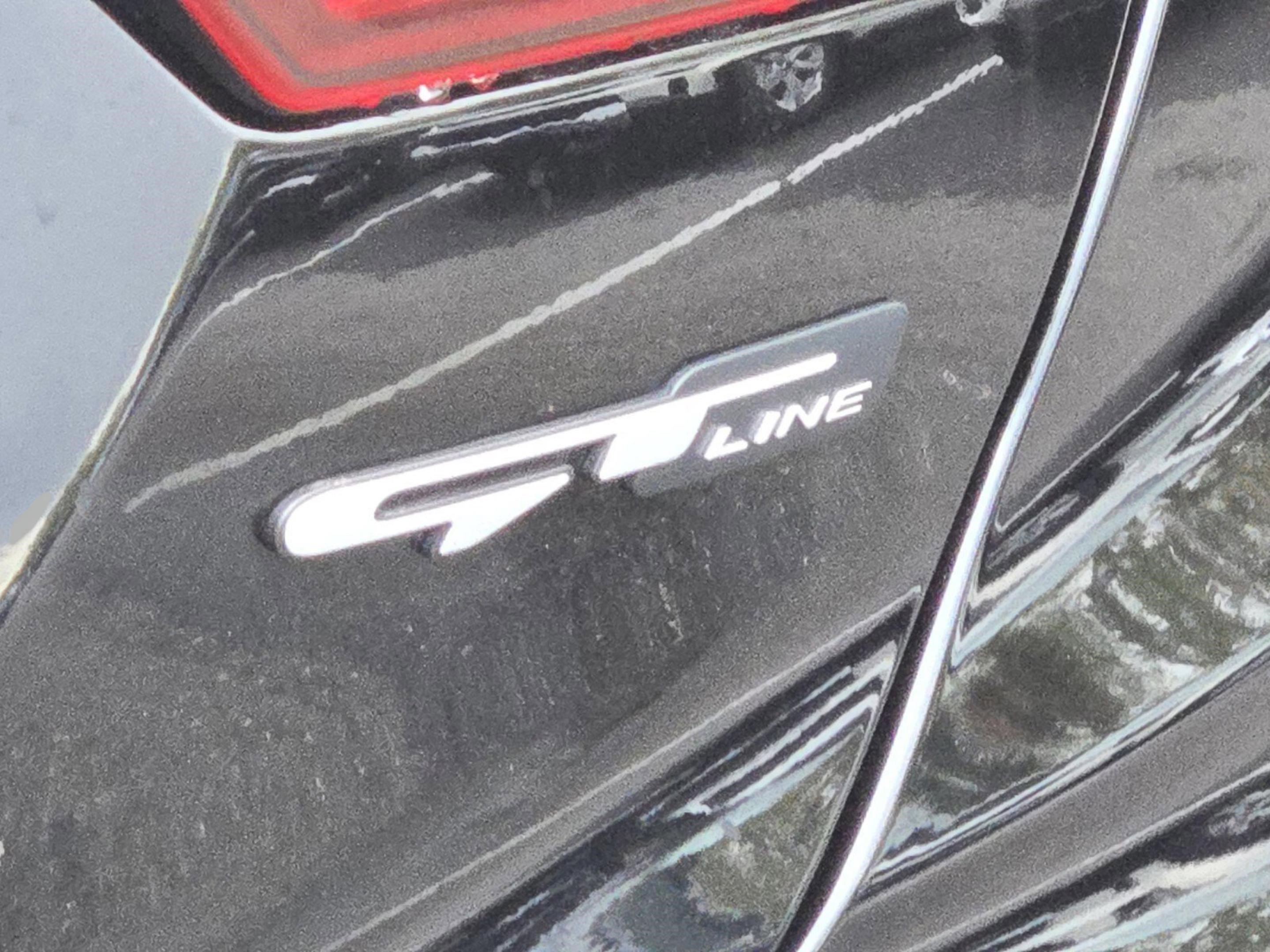 Used 2022 Kia Forte GT-Line w/ GT-Line Premium Package image 9