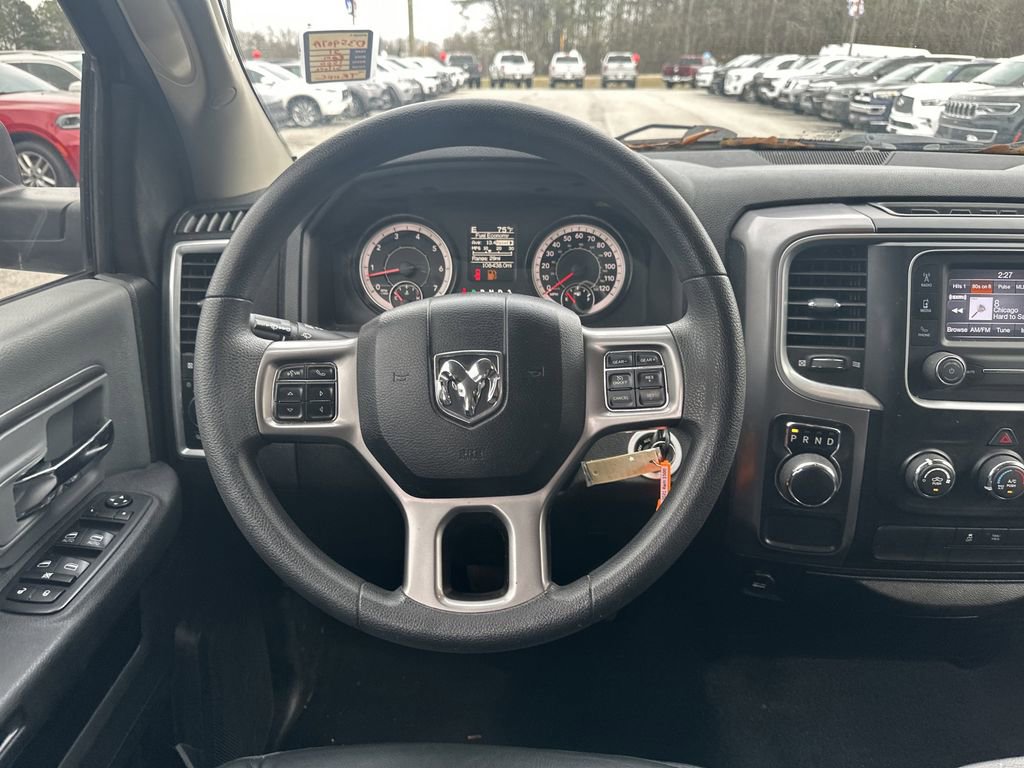 Used 2021 RAM 1500 Classic SLT image 24