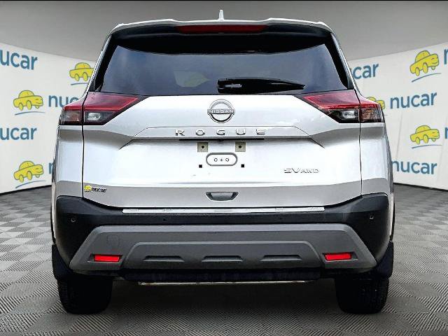 Certified 2023 Nissan Rogue SV AWD/4WD image 5