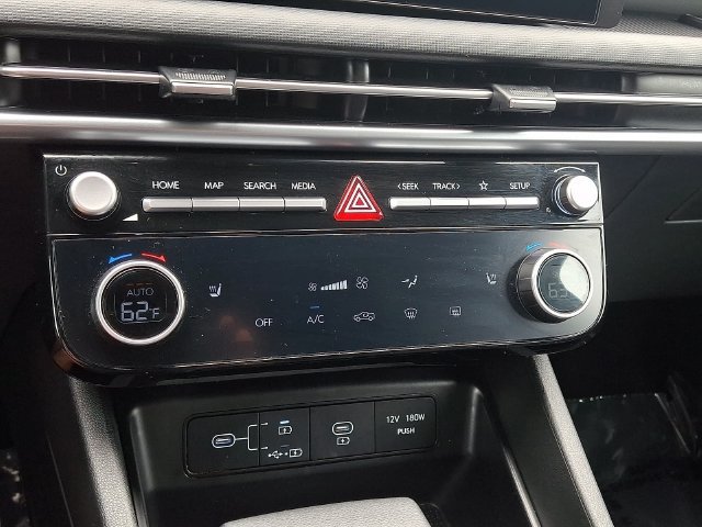 Used 2025 Hyundai Santa Cruz SEL FWD image 15