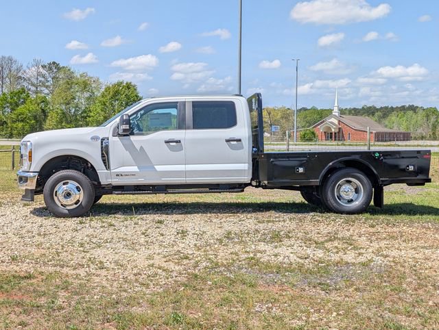 New 2026 Ford F350 XL w/ XL Chrome Package image 16