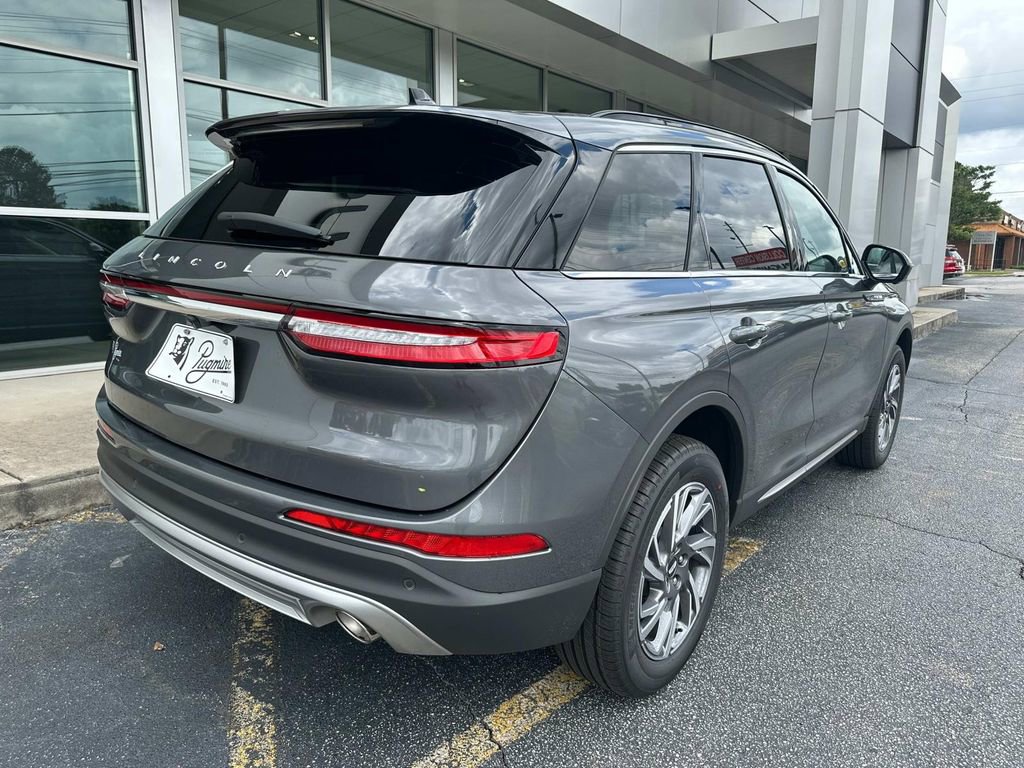 New 2025 Lincoln Corsair FWD w/ Equipment Group 101A image 8