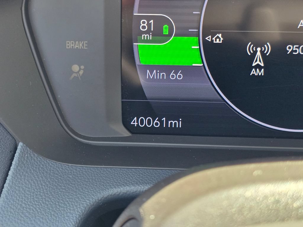 Used 2023 Chevrolet Bolt EUV Premier w/ Sun & Sound Package FWD image 25
