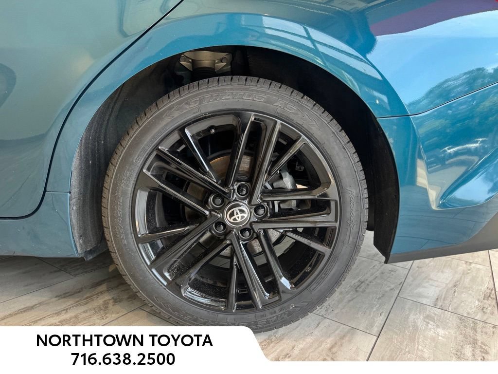 Used 2025 Toyota Camry SE FWD image 27