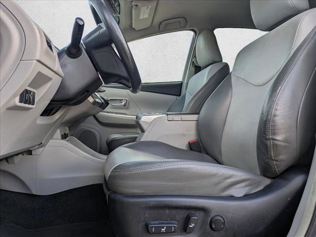 Used 2017 Toyota Prius V Four image 15