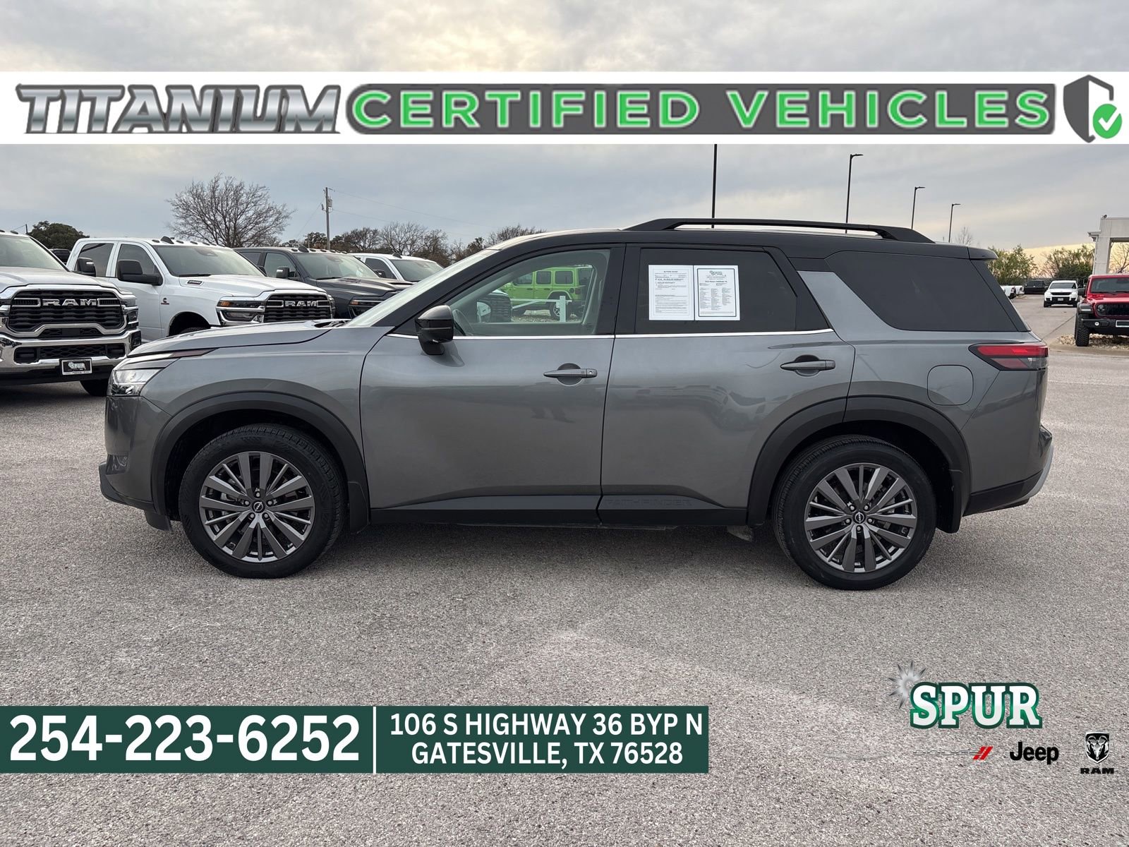 Used 2024 Nissan Pathfinder SL w/ SL Premium Package video 2