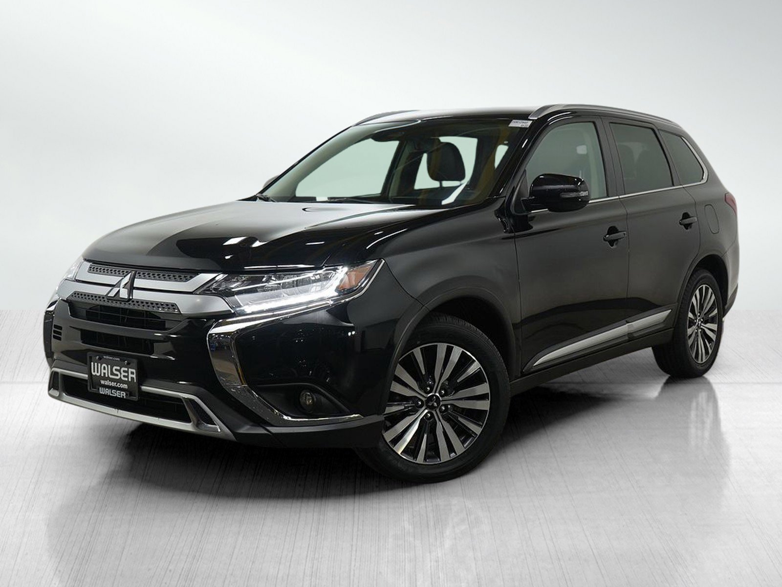 Used 2020 Mitsubishi Outlander SEL image 1